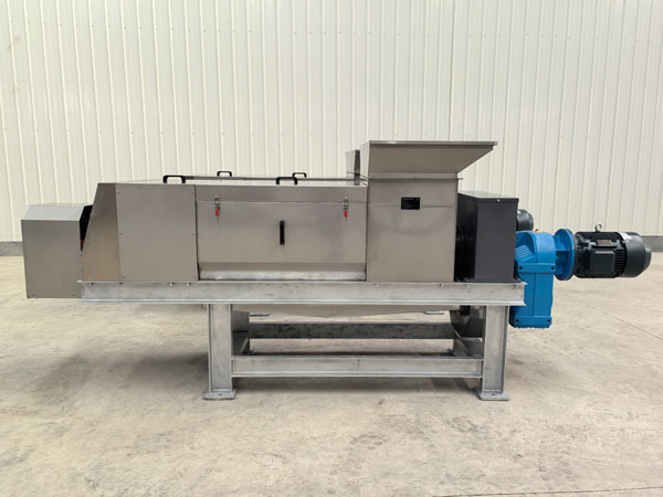 Screw Press Machine at Factory